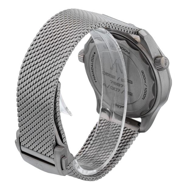 Omega Seamaster Diver 300m - James Bond Edition 210.90.42.20.01.001 Image 3